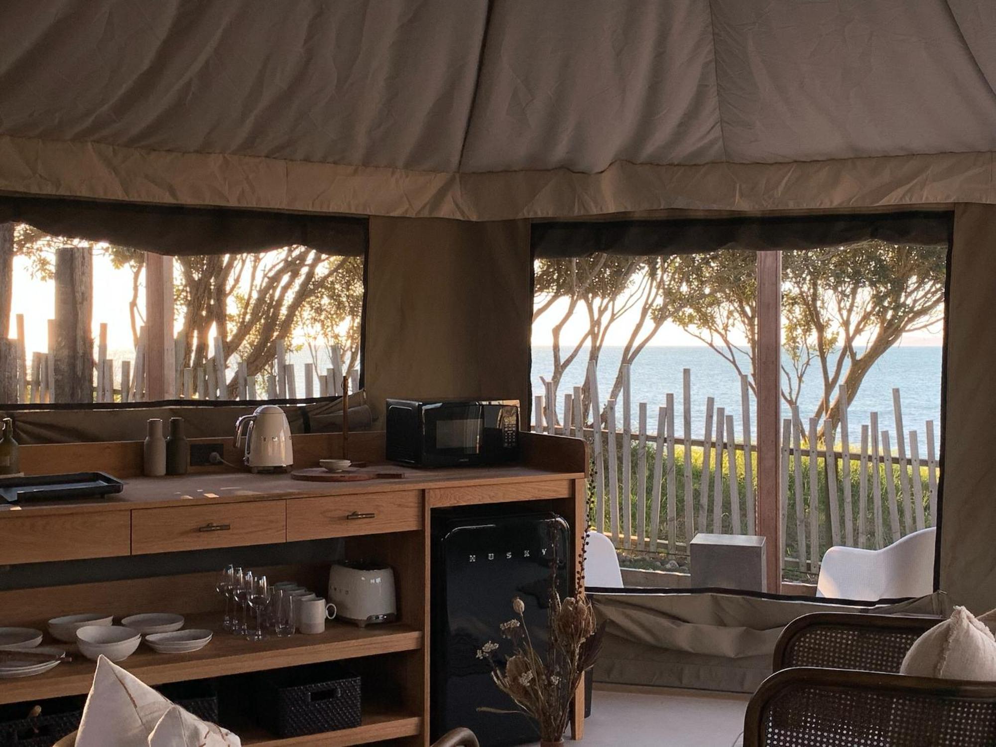 Te Whaanga Retreat & Spa Raglan Exterior photo