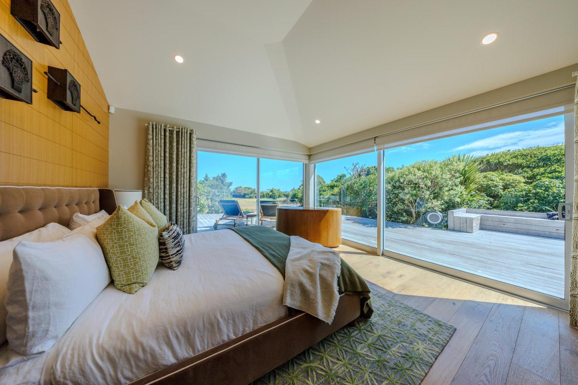 Te Whaanga Retreat & Spa Raglan Exterior photo